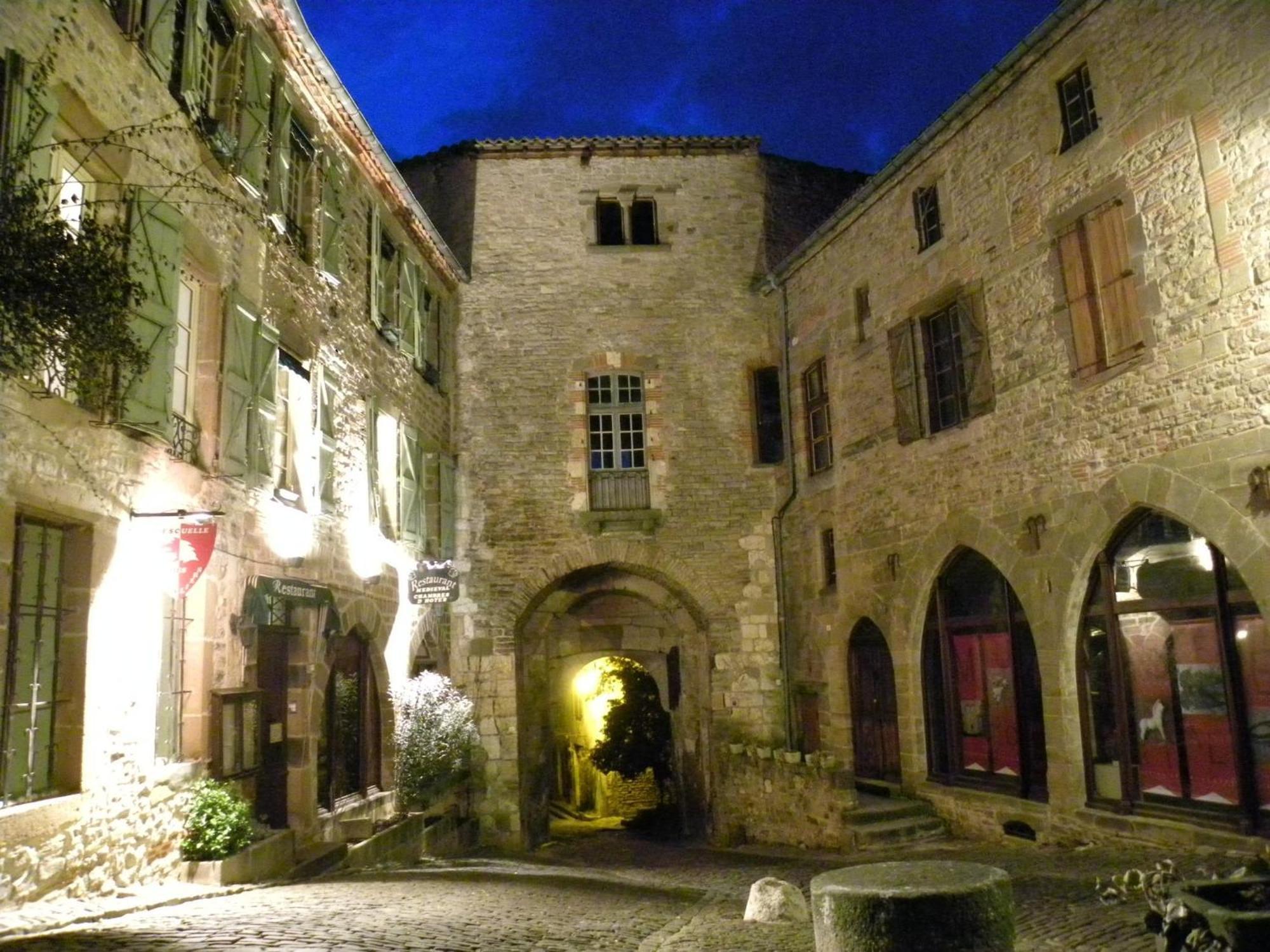 Chambres D'Hotes L'Escuelle Des Chevaliers Корд-сюр-Сьель Экстерьер фото